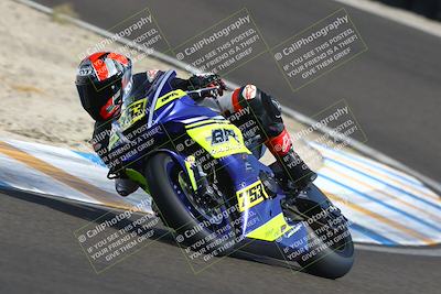 media/Oct-12-2025-CRA (Sun) [[e621380112]]/Races/Race 9/